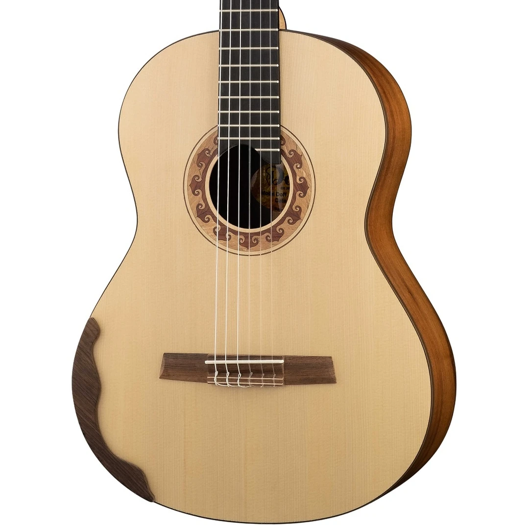 Классическая гитара Doff D031CE