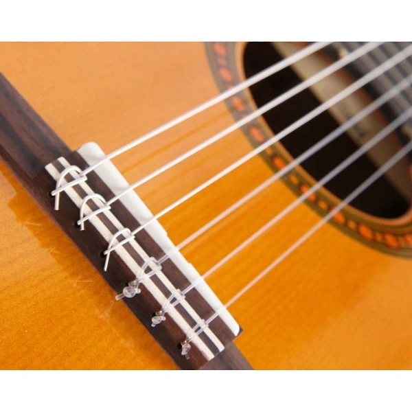 Классическая гитара Yamaha CS40